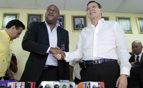 Hernán Medford es presentado como técnico de Honduras