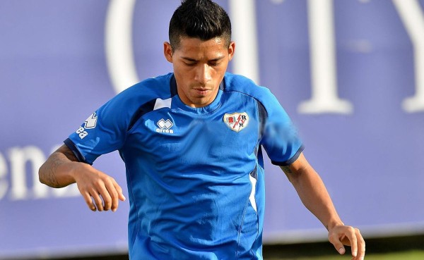 El mexicano Aquino y el argentino Insua, fuera de la lista ante el Almería