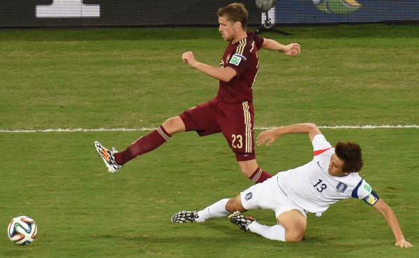 Rusia no pudo con Corea en cierre de primera jornada