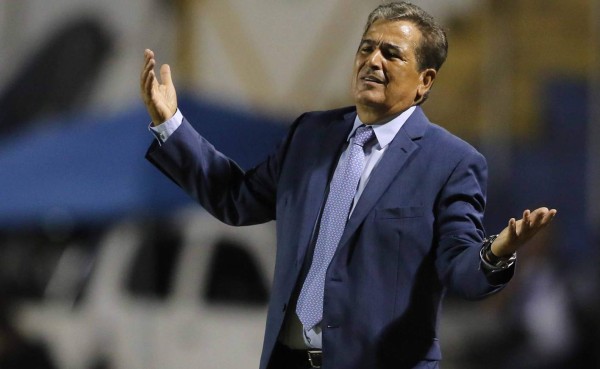 Pinto: 'No tengo otra alternativa, si usted la tiene con gusto la acepto'