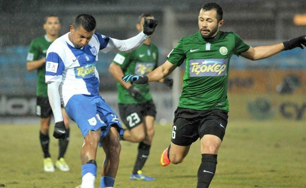 Futbolistas de Grecia donde milita Alfredo Mejía convocan a huelga