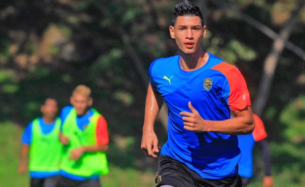 Jeffry Flores a punto de volver a las canchas con Real España