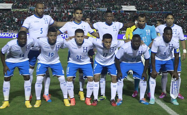 ¿Cuál debe ser la dupla de Honduras ante Japón?