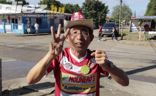 AMBIENTE DE FIESTA EN TOCOA PARA LA FINAL