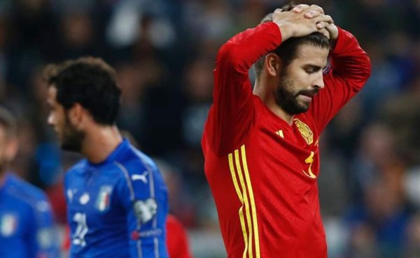 El defensor Gerard Piqué anuncia su retiro de la selección de España