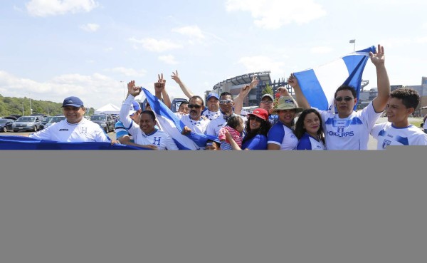 Afición pide a la Selección de Honduras que no se confíe de Haití