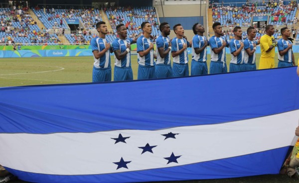 VIDEO: El errorazo en la marca de la zaga Honduras y Portugal aprovecha marcando de cabeza