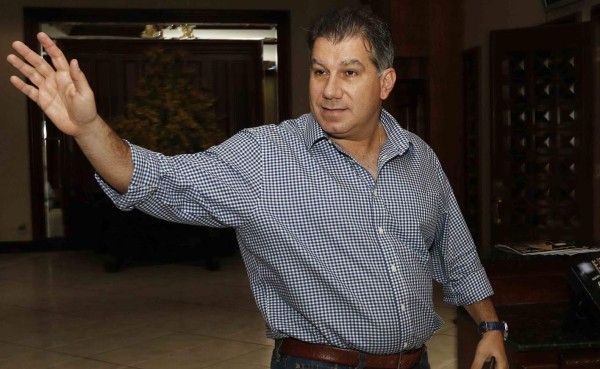 Mateo Yibrín: 'Buscamos un refuerzo más y es extranjero'