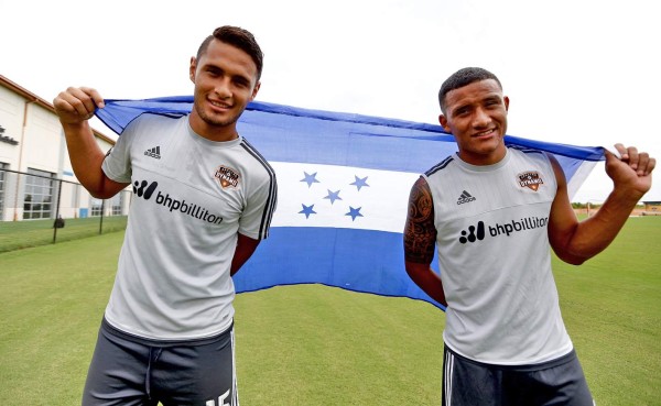 Alex López y Luis Garrido le desean suerte a Honduras