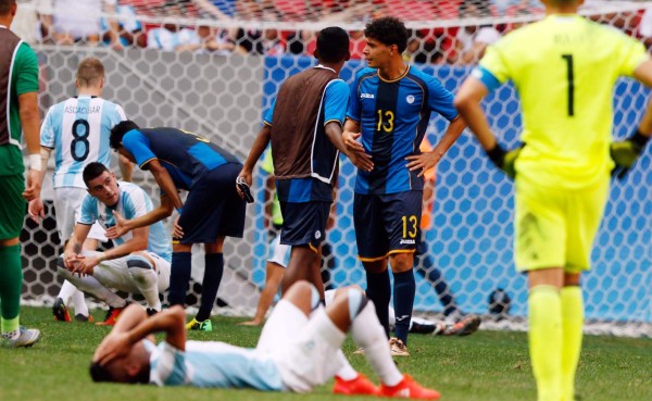 El diario Olé y su dolorosa crónica por eliminación de Honduras ante Argentina
