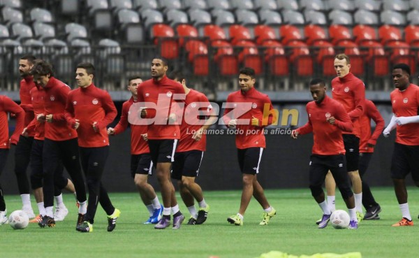 Canadá entrena en el BC Place Stadium y se muestra animado