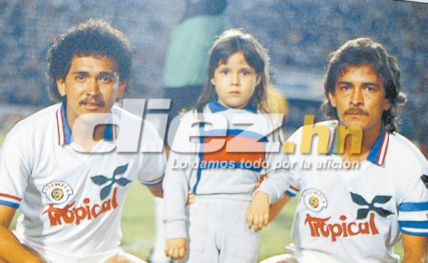 Así han evolucionado las camisas del Olimpia, ahora va con otra marca