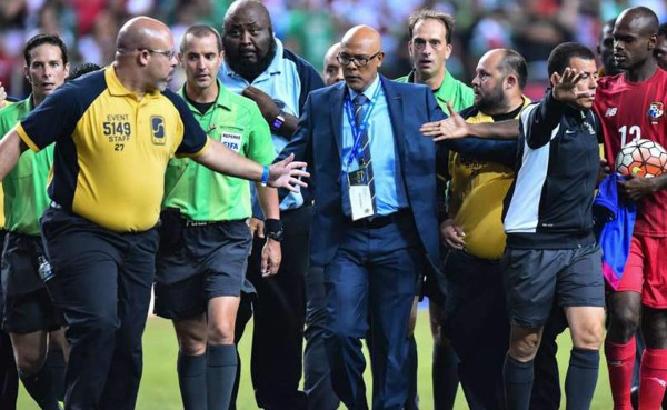 Blog de John Rodríguez: ¡Ya basta! Urge la tecnología en el fútbol