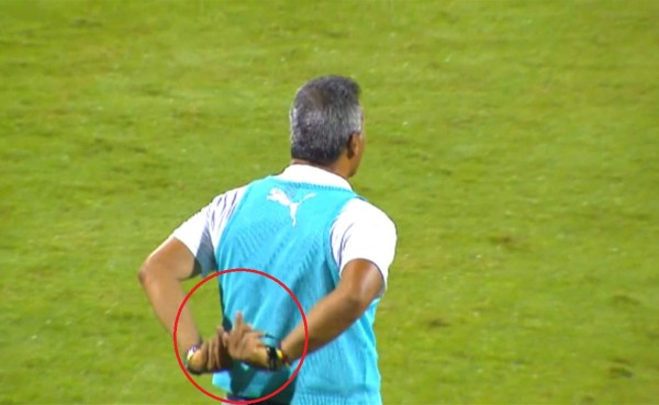 VIDEO: Técnico del Alajuelense está envuelto en un escándalo