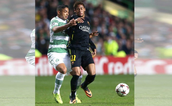 Emilio Izaguirre otra vez contra Messi y el Barcelona en la Champions League
