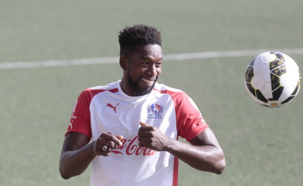 Olimpia le envió un ultimátum a Johnny Palacios