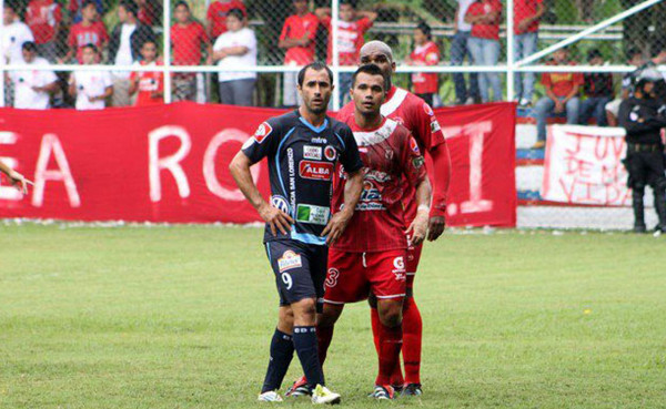 El Salvador: Firpo y Águila volvieron a perder y FAS sigue firme arriba