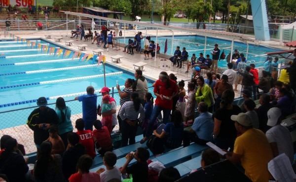 Delegación hondureña de natación de reporta lista para el CCCAN