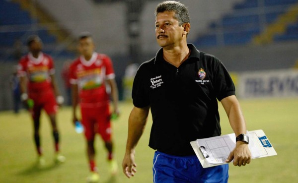 Mauro Reyes: 'No me gustó para nada el arbitraje, no fue nada justo'