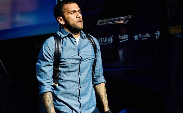 El Barcelona confirma el adiós de Dani Alves