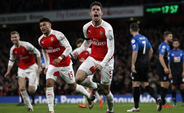 Arsenal nuevo líder de la Premier League