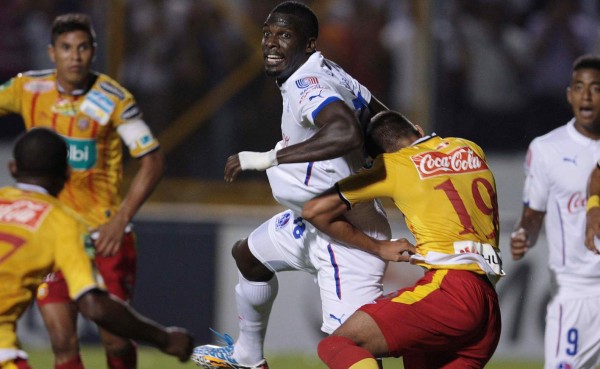 Olimpia no pudo con Herediano y se pone cuesta arriba