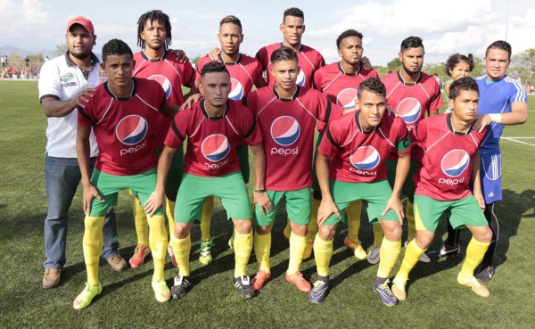 Fúnez: 'Queremos jugar sólo con nacionales como Real Sociedad y Honduras'