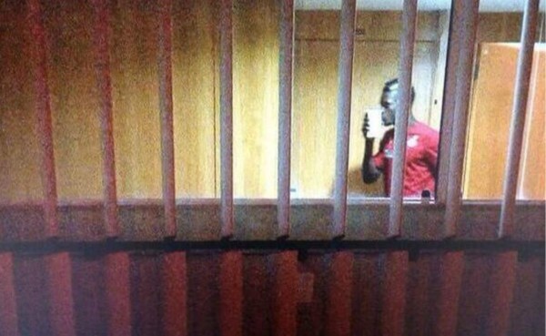 Jugador de Ghana es captado besando un fajo de billetes