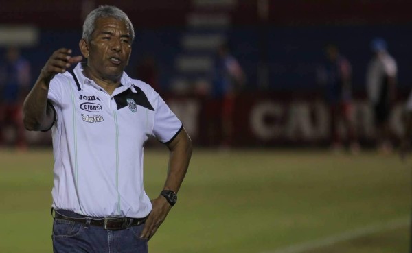 Héctor Castellón: 'Vimos un equipo sin actitud, muy nervioso'