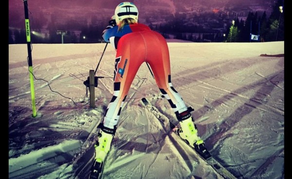 La provocativa felicitación de Año Nuevo de la esquiadora norteamericana