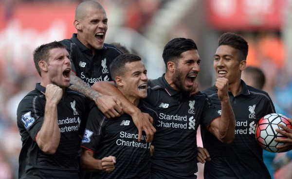 Coutinho da al Liverpool su primer triunfo en la Premier League