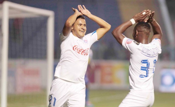 Roger Rojas anuncia que se queda en Olimpia