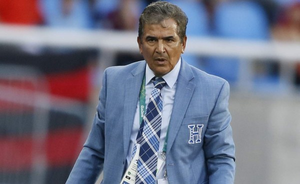 Jorge Luis Pinto se quedó espiando a Portugal