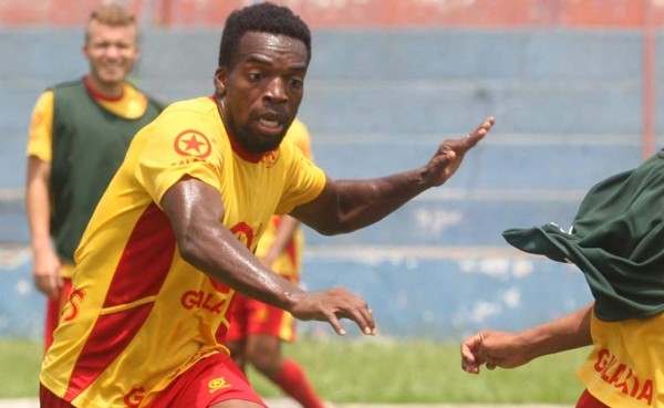 Walter 'Pery' Martínez podría regresar al fútbol hondureño