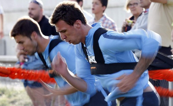 Mandzukic y Oblak realizan su primer entrenamiento como rojiblancos