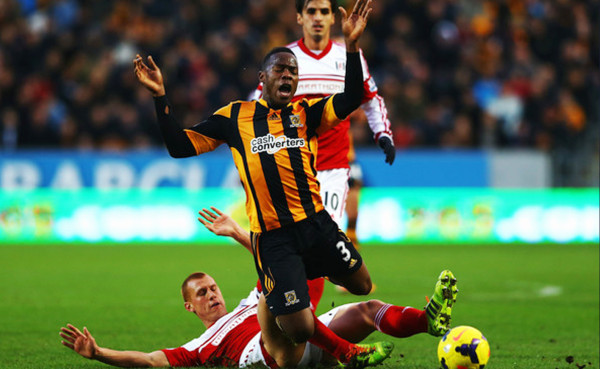 Lesión de Maynor Figueroa no es nada grave