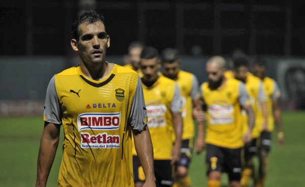 Real España empata ante Victoria y es el primer equipo eliminado en el torneo