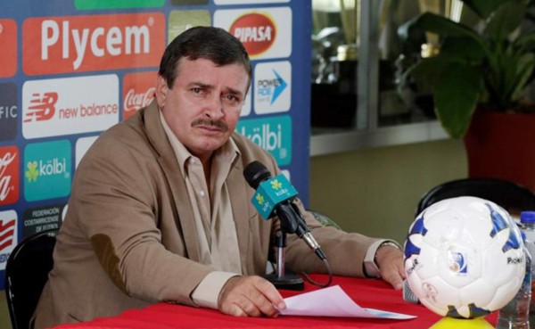 Costa Rica perdió su buen récord tras derrota ante Venezuela