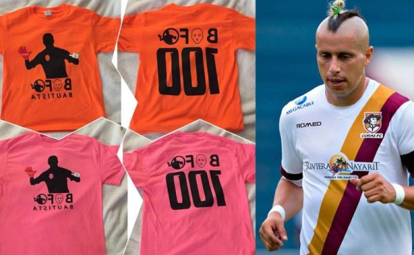 Entre la línea de ropa que lanzó utilizó sus típicos gestos de celebración además de sobresalir el típico número 100 que usó en las gloriosas Chivas de México.