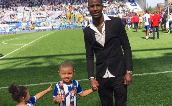 La celebración del Ascenso del hondureño Juan Carlos García con el Wigan