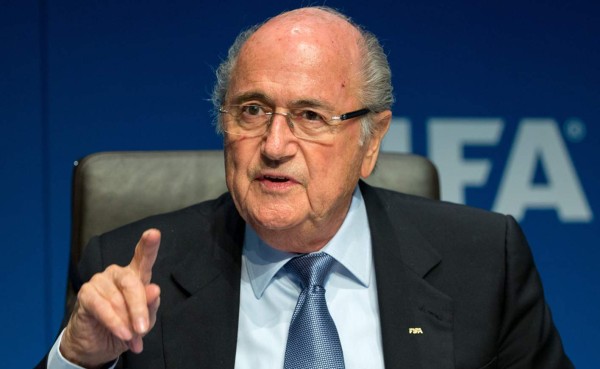 Joseph Blatter estaría siendo investigado por el FBI