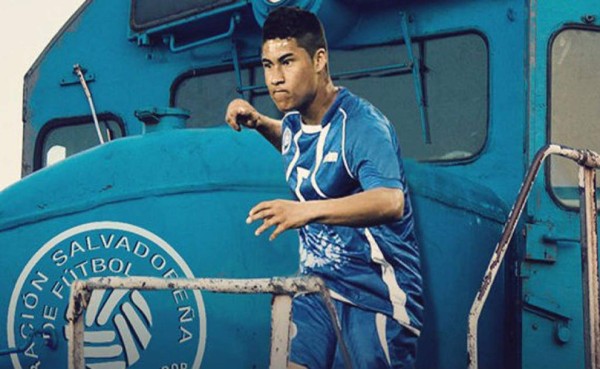 Portada de diario mexicano indigna a salvadoreños previo al juego de esta noche