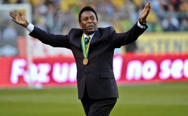 Pelé fue ingresado en un hospital de Sao Paulo