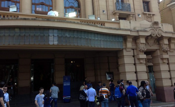 Selección de Francia hace de Ribeirao su pequeña Paris