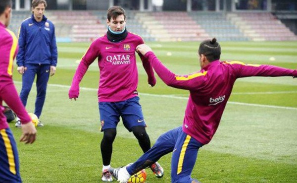 Messi entrena con el Barcelona a pesar que hoy es su día libre