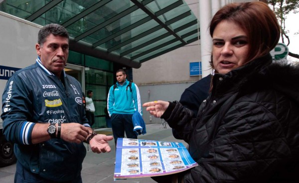 El gran gesto del técnico Luis Suárez con una aficionada