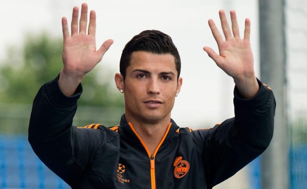 Cristiano Ronaldo recibe 'Bota de Oro' por sus 31 goles