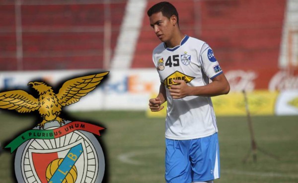 Los jugadores hondureños que no superaron pruebas con clubes del extranjero