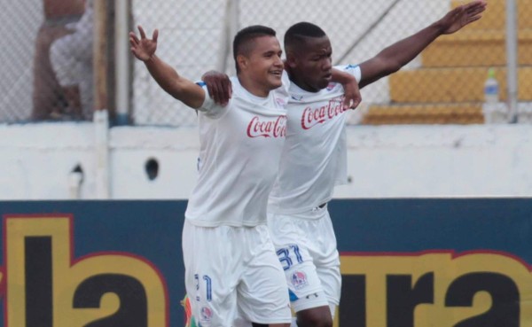 Olimpia gana y le arrebata liderato a Real España