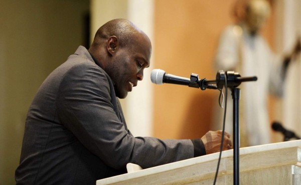 VIDEO: Nicolás Suazo y el conmovedor discurso en el funeral de su padre